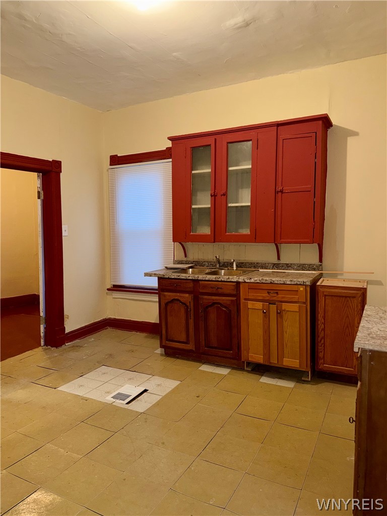 124 Rhode Island Street Buffalo, NY 14213 - Photo 19 of 21