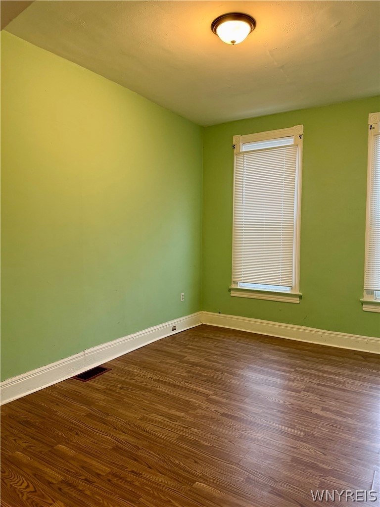 124 Rhode Island Street Buffalo, NY 14213 - Photo 4 of 21