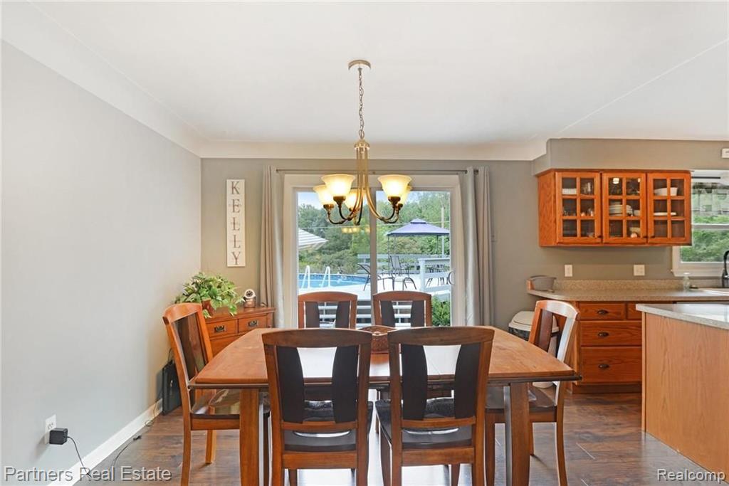 1411 Henderson Road Howell, MI 48855 - Photo 13 of 29