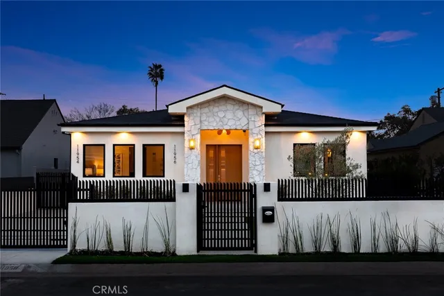 $15,500 | 11954 Collins Street, Valley Village, CA 91607