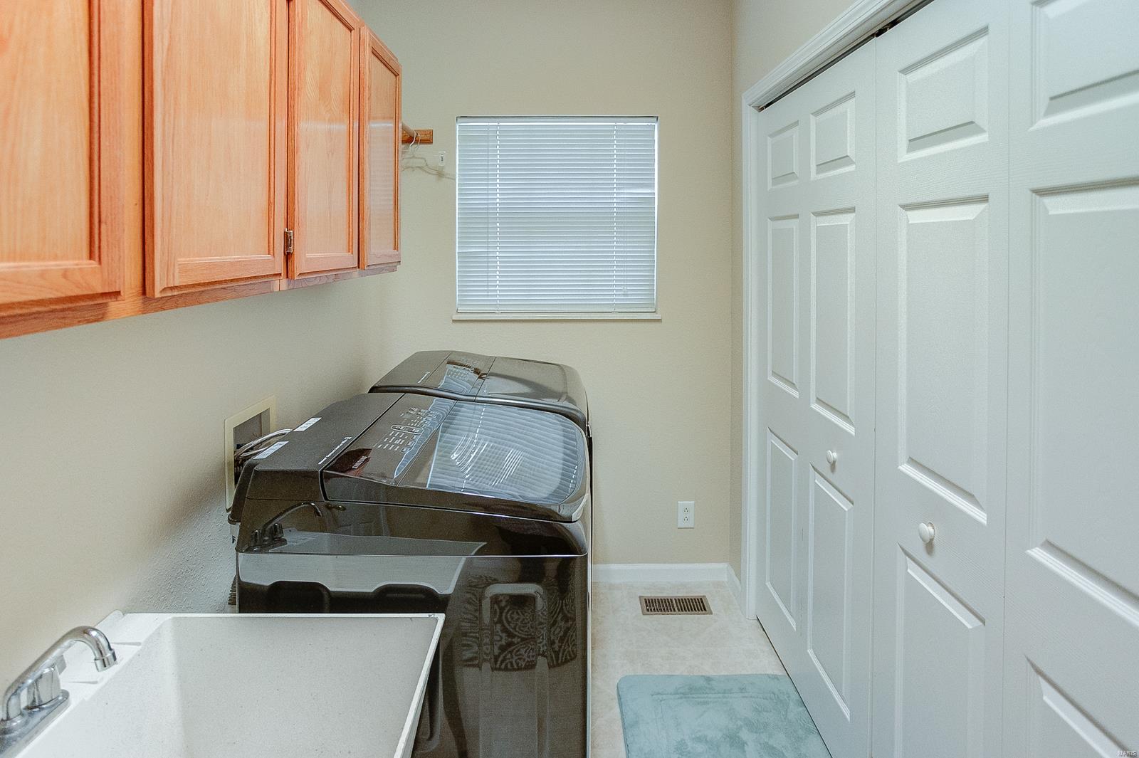 425 Fairwood Hills Road O'Fallon, IL 62269 - Photo 35 of 58 Gallery Image 35