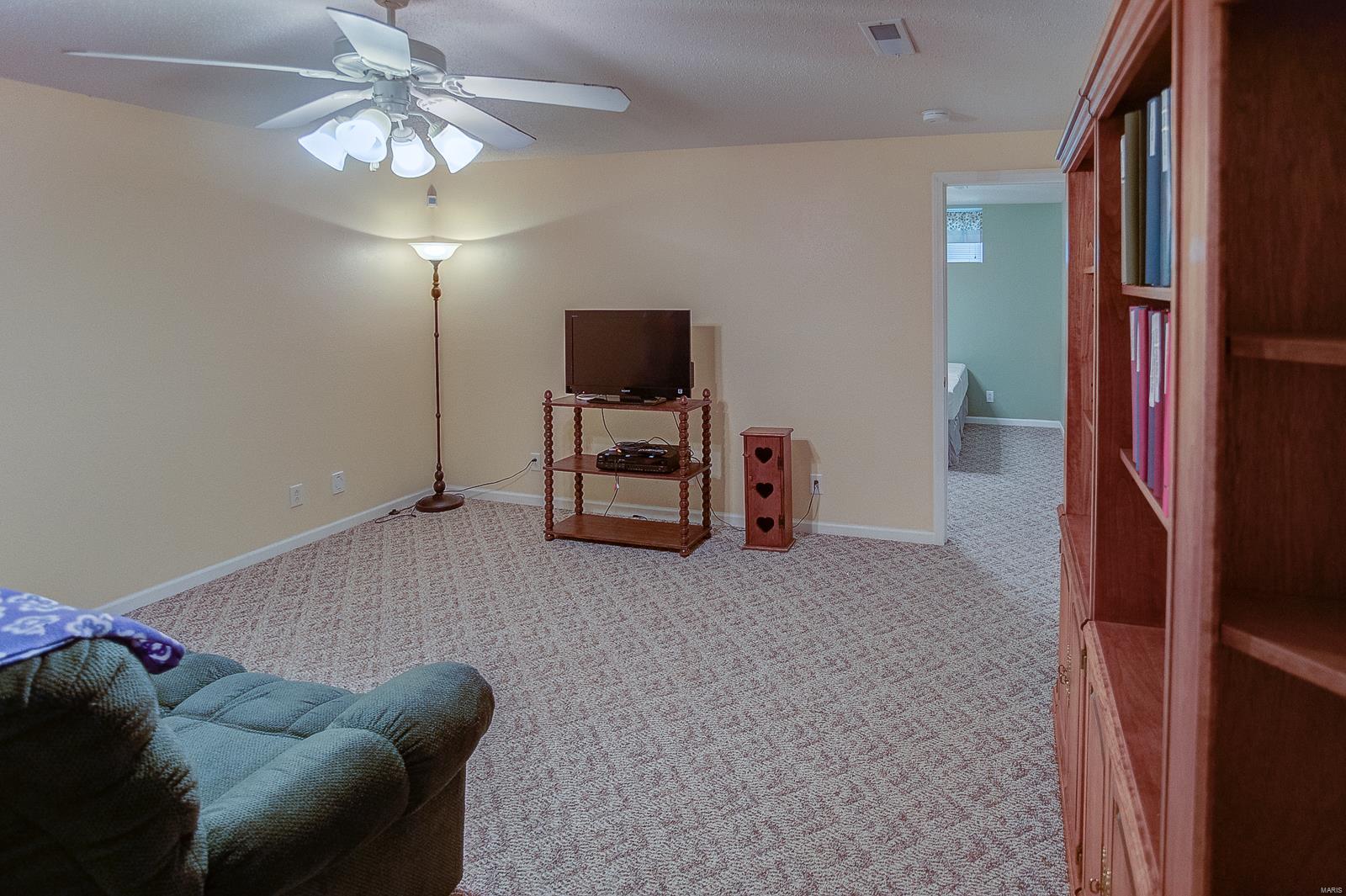 425 Fairwood Hills Road O'Fallon, IL 62269 - Photo 38 of 58 Gallery Image 38