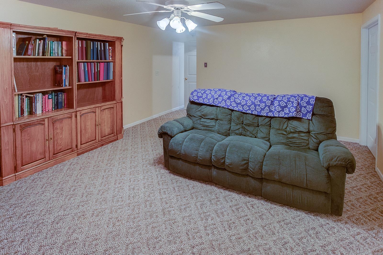 425 Fairwood Hills Road O'Fallon, IL 62269 - Photo 40 of 58 Gallery Image 40