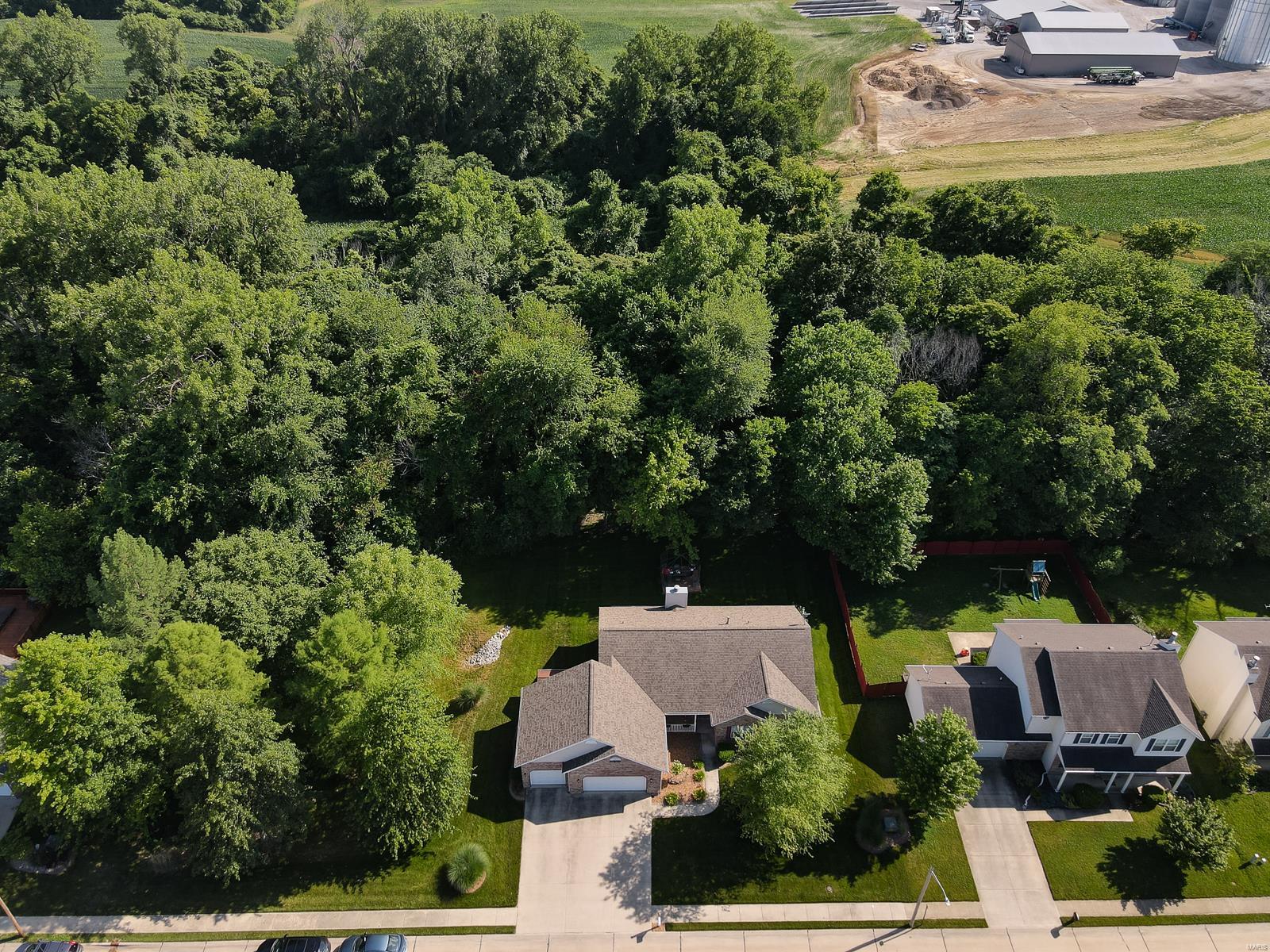 425 Fairwood Hills Road O'Fallon, IL 62269 - Photo 54 of 58 Gallery Image 54