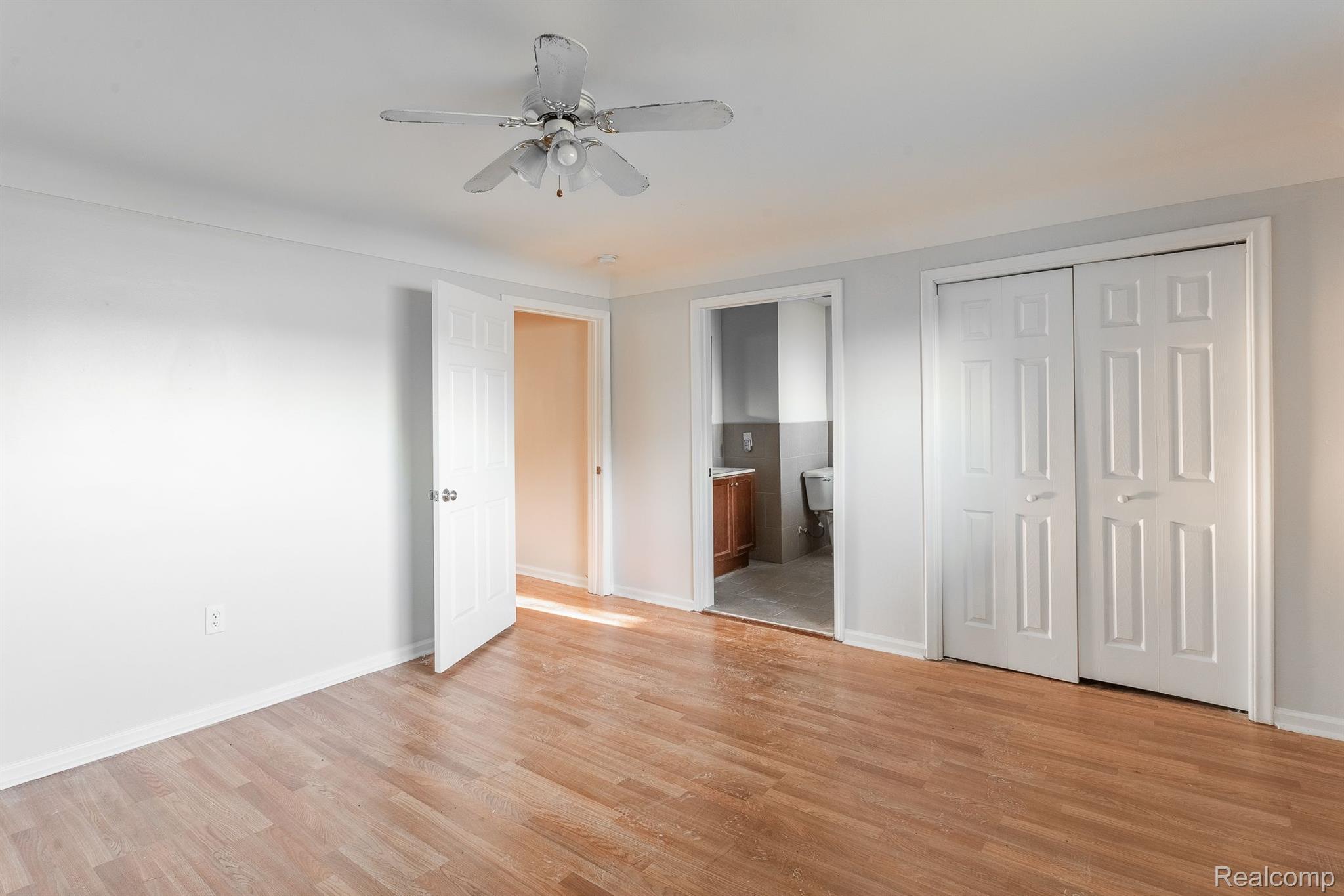 7860 Wayne Road Romulus, MI 48174 - Photo 29 of 34 Gallery Image 29