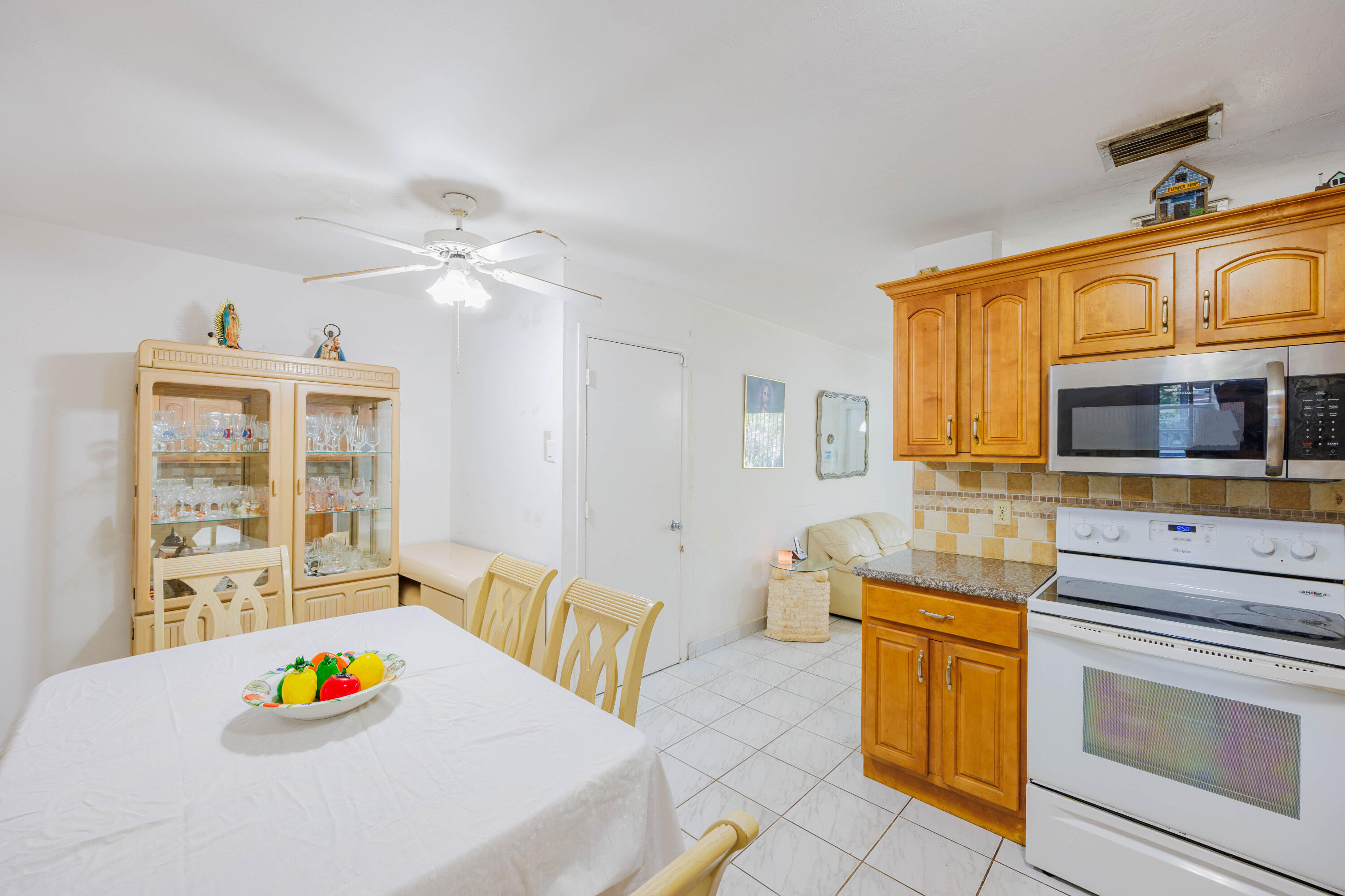 318 Southwest 2nd Street Boca Raton, FL 33432 - Photo 17 of 51 PT7A8548-HDR