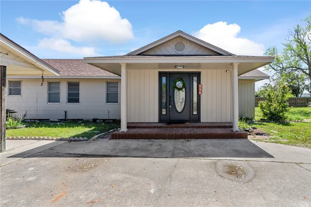 $1,700 | 530 Oakdale Drive, Corpus Christi, TX 78418