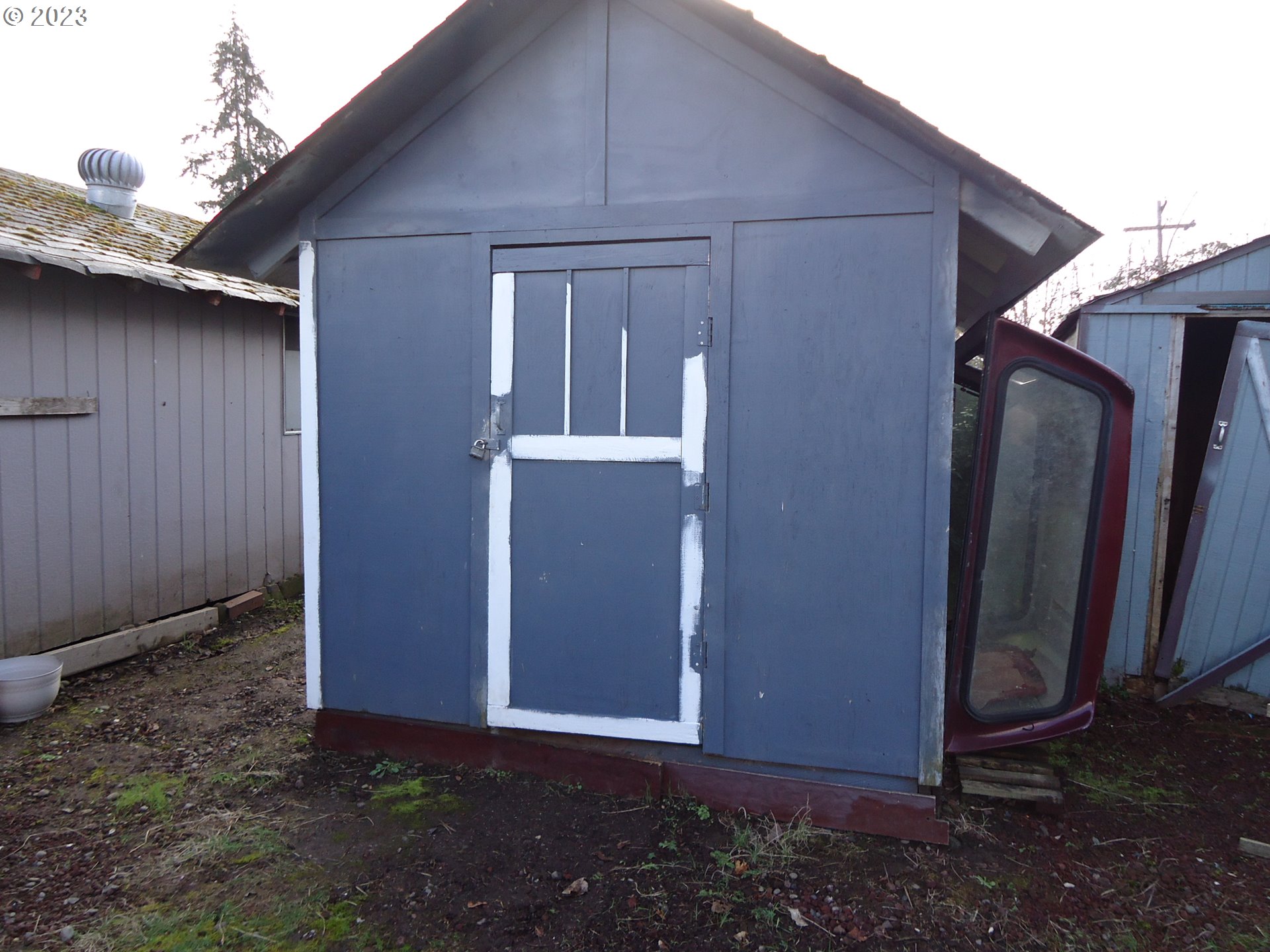 954 Quinalt Street Springfield, OR 97477 - Photo 18 of 18 a view of backyard of house