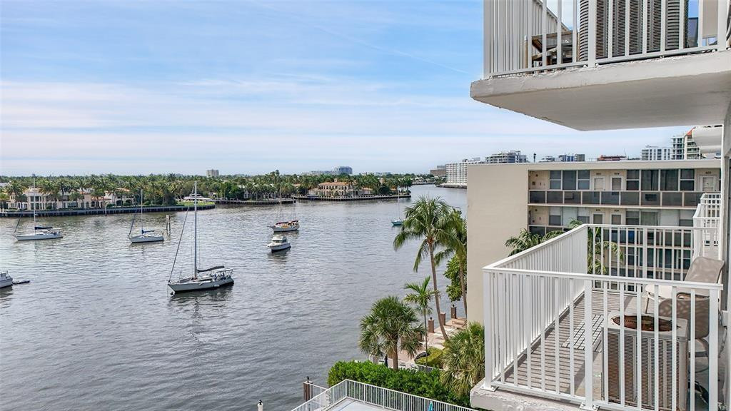 95 North Birch Road, Unit 301 Fort Lauderdale, FL 33304 - Photo 36 of 54 Photo 36