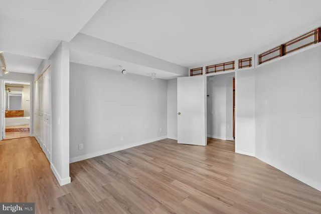 $649,900 | 3 Washington Circle Northwest, Unit 905, Washington, DC 20037