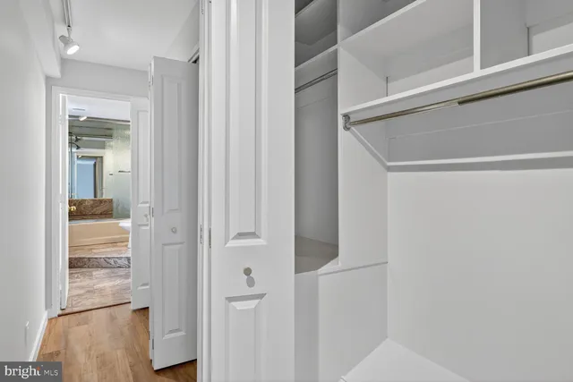 $649,900 | 3 Washington Circle Northwest, Unit 905, Washington, DC 20037