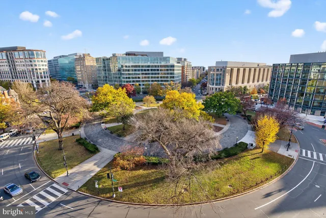 $649,900 | 3 Washington Circle Northwest, Unit 905, Washington, DC 20037