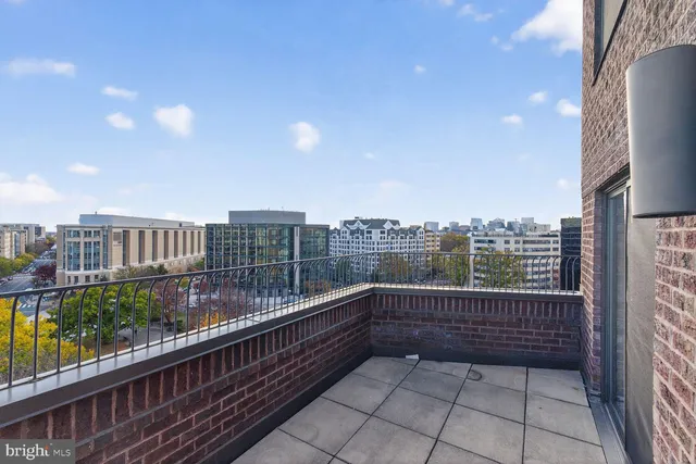 $649,900 | 3 Washington Circle Northwest, Unit 905, Washington, DC 20037