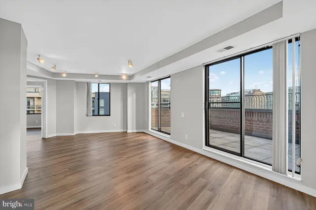 $649,900 | 3 Washington Circle Northwest, Unit 905, Washington, DC 20037