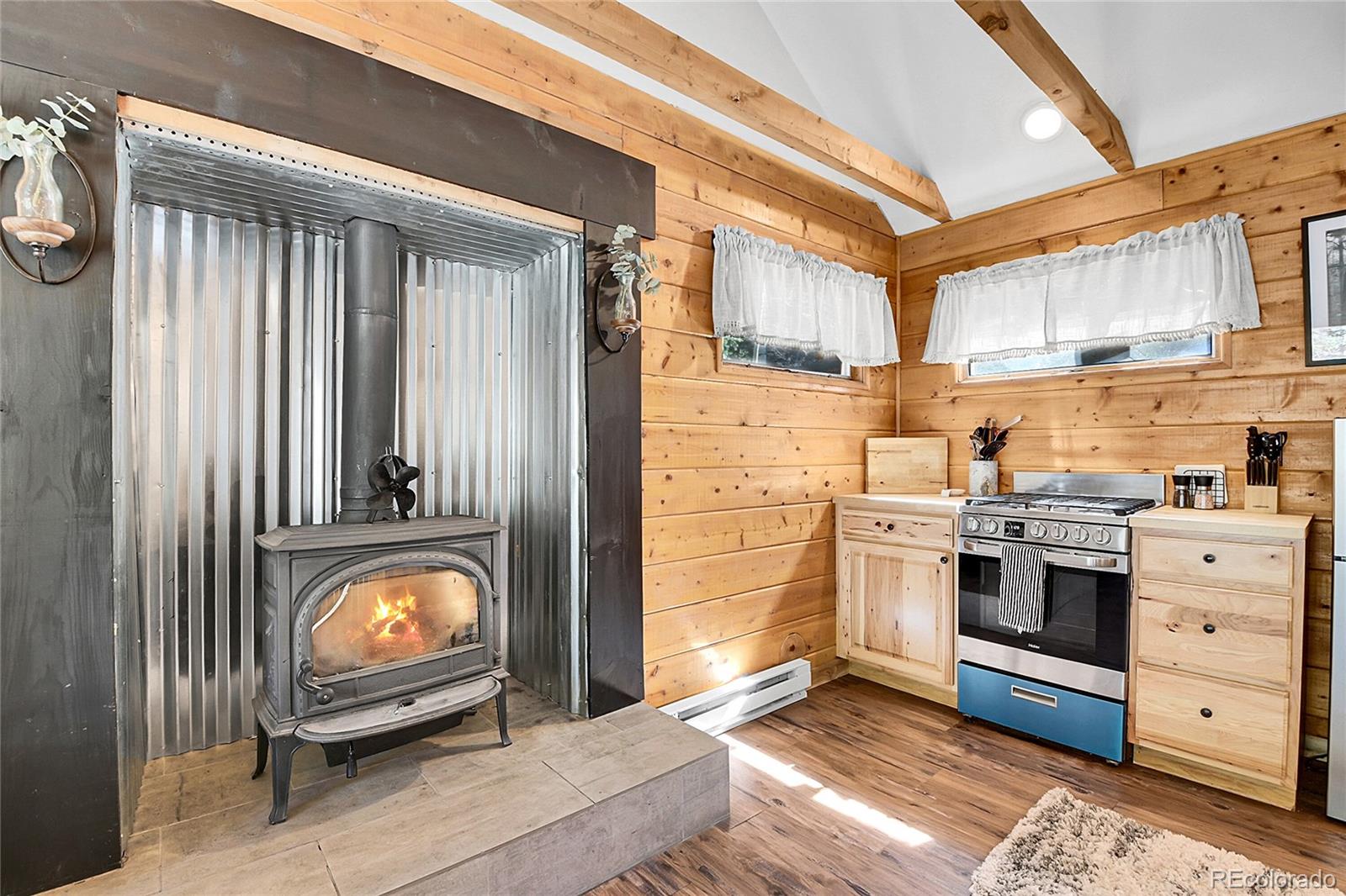 2637 Riverside Drive Lyons, CO 80540 - Photo 13 of 41