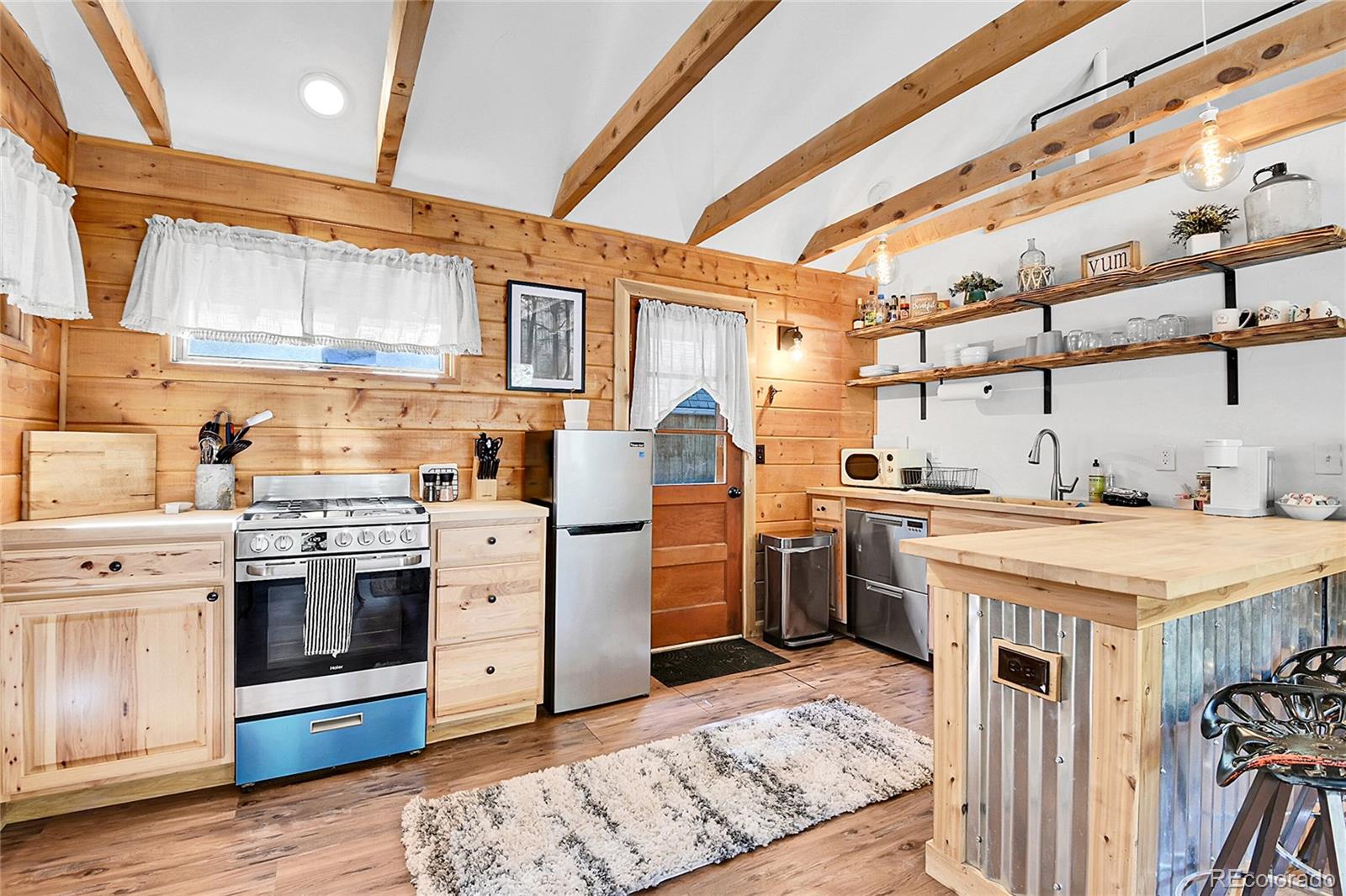 2637 Riverside Drive Lyons, CO 80540 - Photo 14 of 41