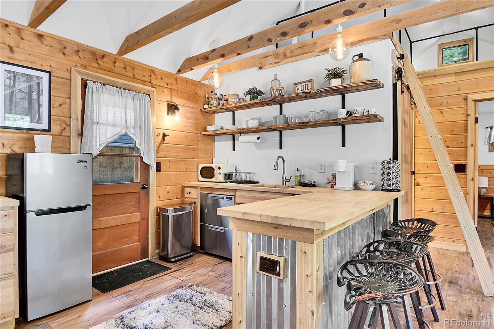 2637 Riverside Drive Lyons, CO 80540 - Photo 15 of 41