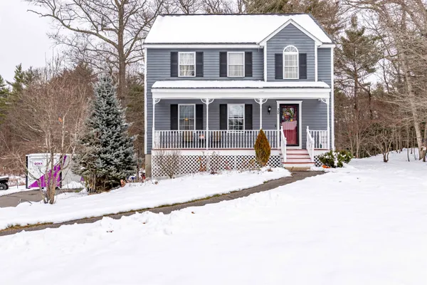 $550,000 | 30 Pondview Drive, Derry, NH 03038