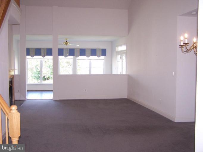 13616 Ryton Ridge Lane Gainesville, VA 20155 - Photo 13 of 30 Living Room