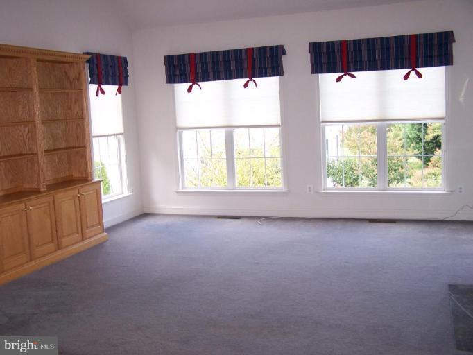 13616 Ryton Ridge Lane Gainesville, VA 20155 - Photo 21 of 30 Family Room #2