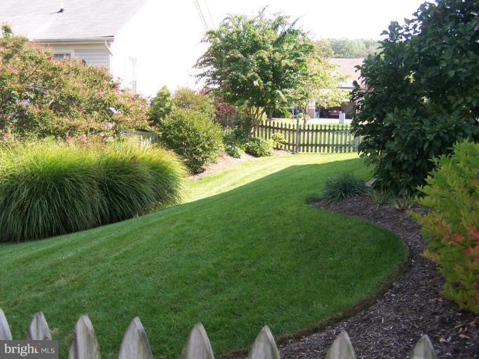 13616 Ryton Ridge Lane Gainesville, VA 20155 - Photo 28 of 30 Back yard