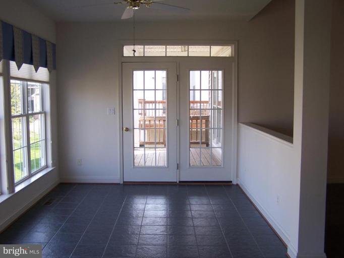 13616 Ryton Ridge Lane Gainesville, VA 20155 - Photo 5 of 30 Sunroom