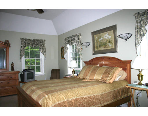 11 Old County Road Princeton, MA 01541 - Photo 8 of 9