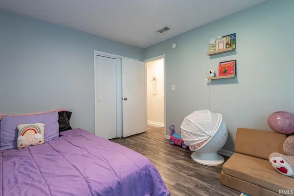 $247,500 | 2812 Eastern Avenue, Bedford, IN 47421