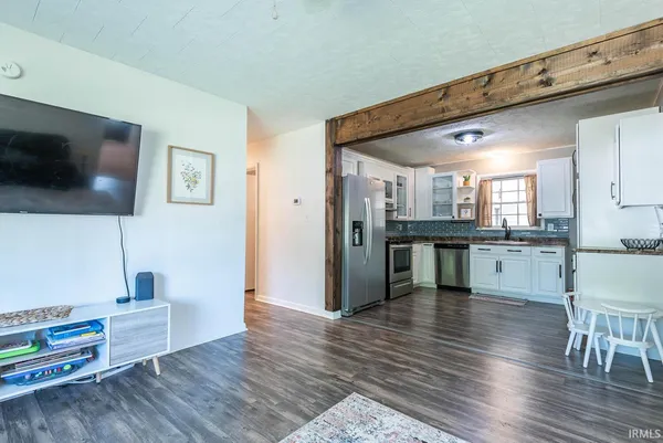 $247,500 | 2812 Eastern Avenue, Bedford, IN 47421