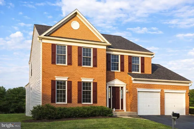 $1,325,000 | 3813 Wheatgrain Lane, Fairfax, VA 22033