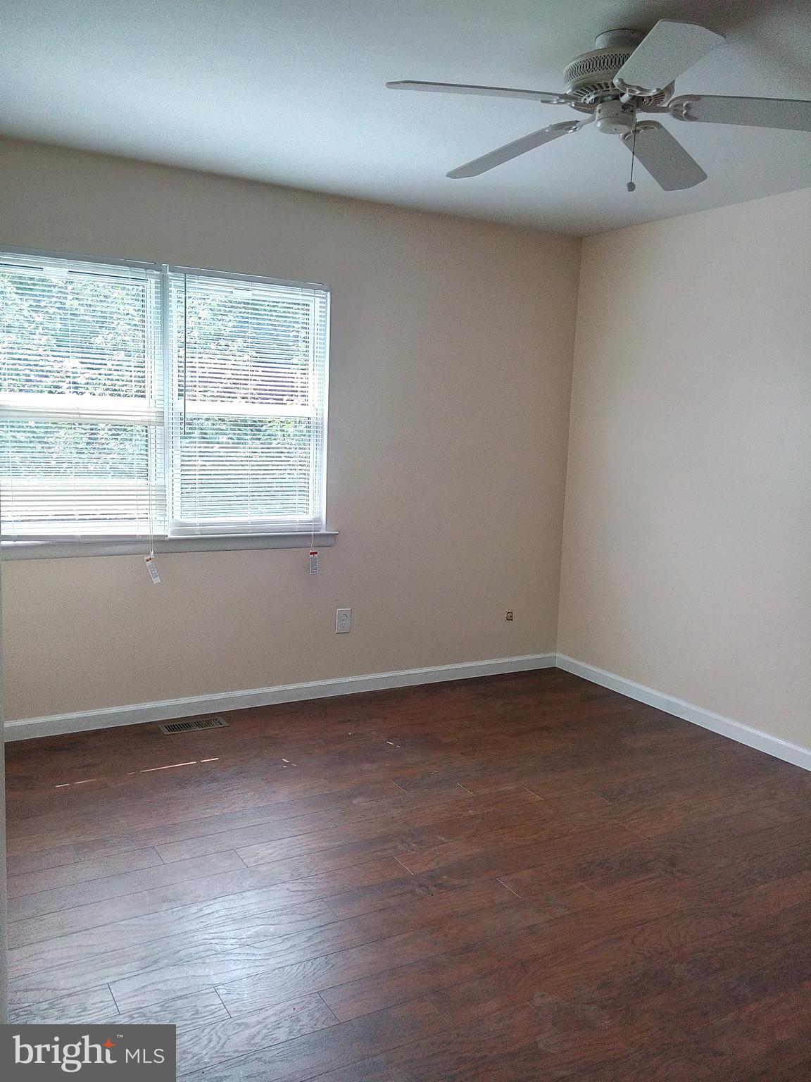 313 Carleton Lane Mount Laurel, NJ 08054 - Photo 4 of 12 an empty room with a window