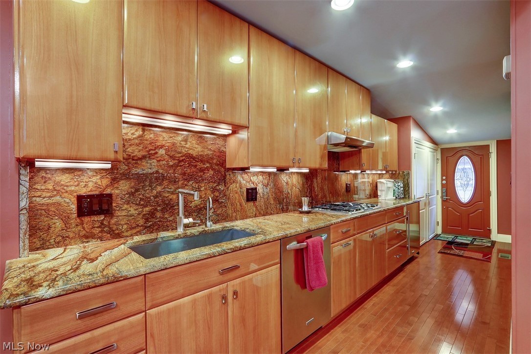 3515 Severn Road Cleveland Heights, OH 44118 - Photo 3 of 13