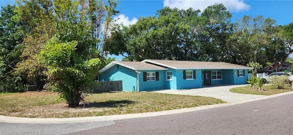 $2,450 | 433 James Street, Unit 435, Dunedin, FL 34698