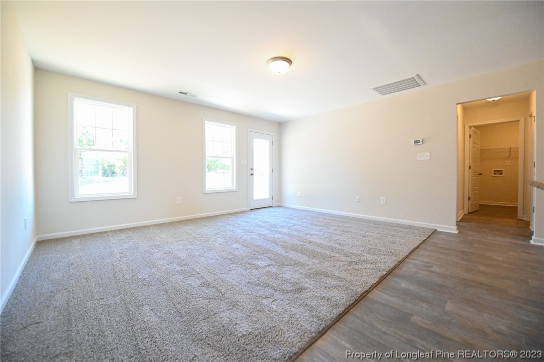 1701 Ramsdale Road Hope Mills, NC 28348 - Photo 6 of 25 Gallery Image 6