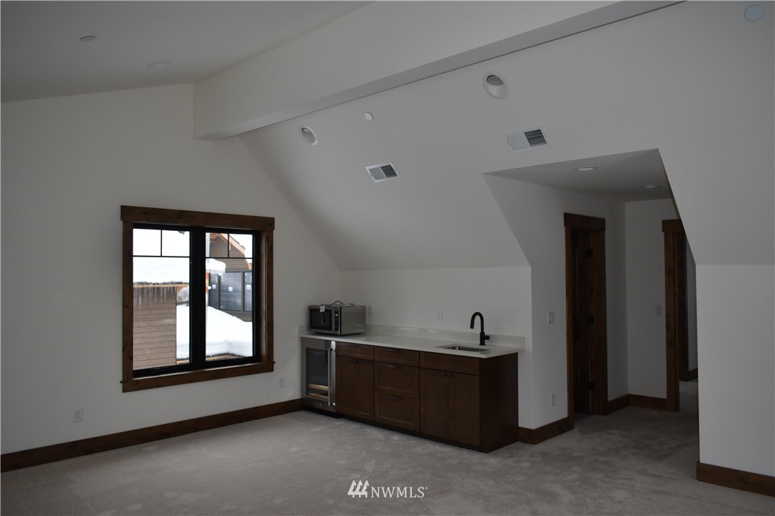 1421 Kokanee Loop Cle Elum, WA 98922 - Photo 12 of 33