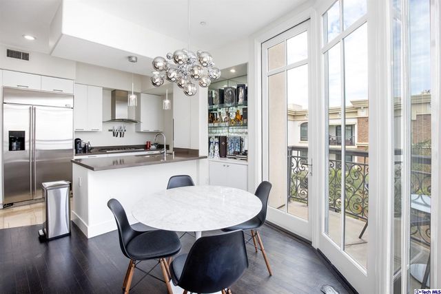 $1,200,000 | 656 Caruso Avenue, Glendale, CA 91210