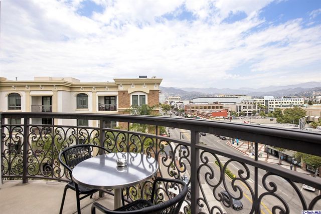 $1,200,000 | 656 Caruso Avenue, Glendale, CA 91210