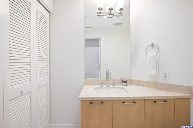 $1,200,000 | 656 Caruso Avenue, Glendale, CA 91210