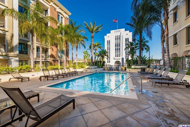 $1,200,000 | 656 Caruso Avenue, Glendale, CA 91210