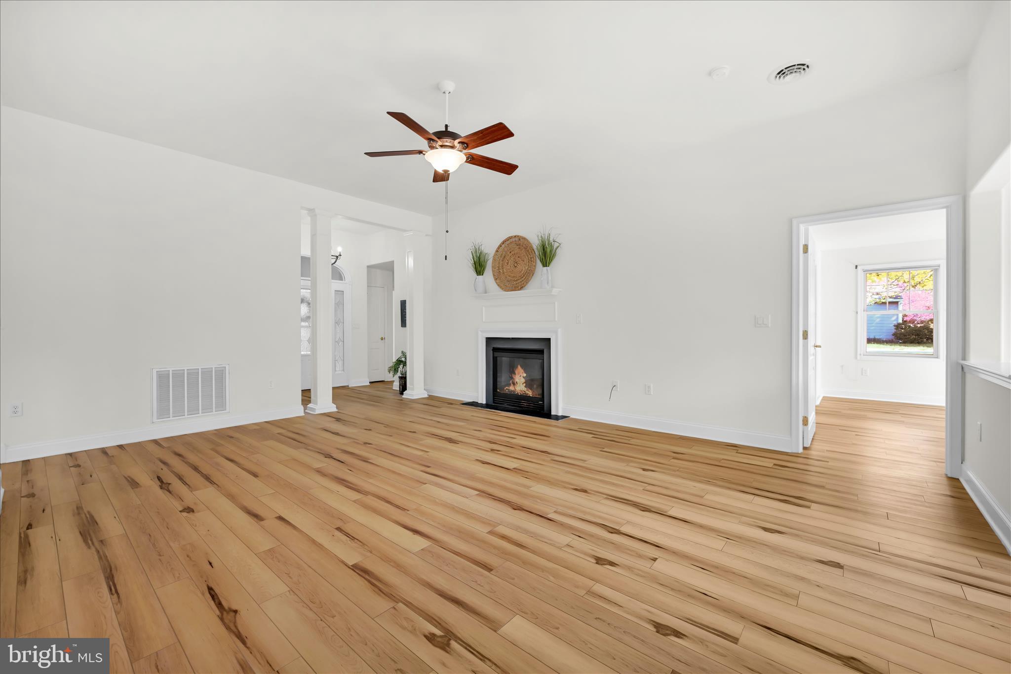 1029 Alden Way Lebanon, PA 17042 - Photo 17 of 59 Great Room w/Ten Foot Ceilings