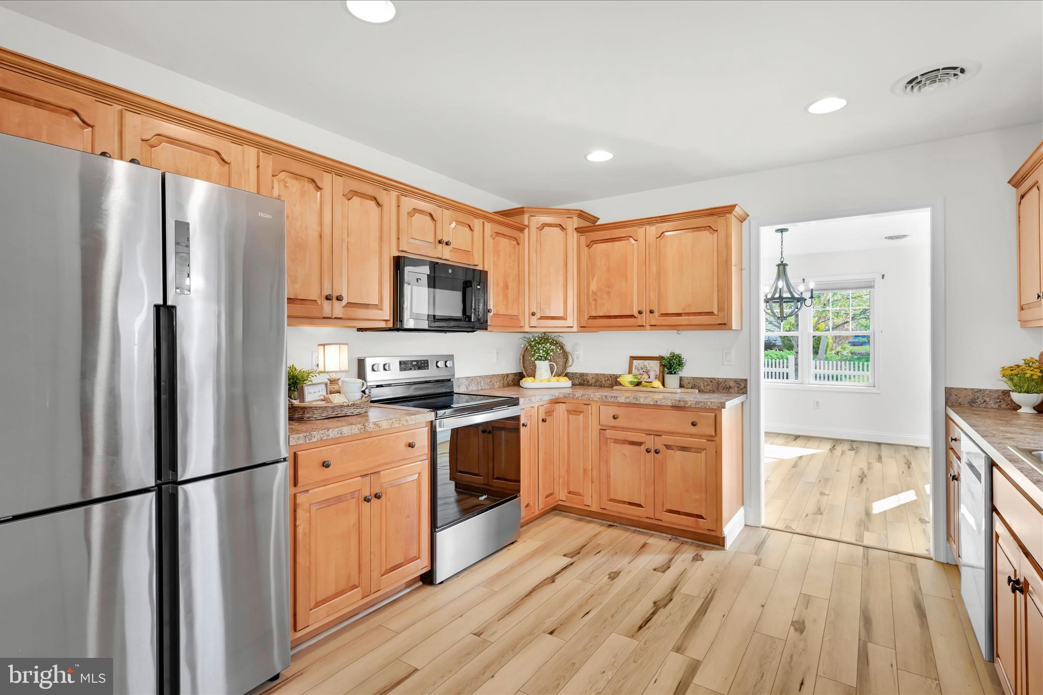 1029 Alden Way Lebanon, PA 17042 - Photo 23 of 59 a kitchen with stainless steel appliances a refrigerator sink and microwave