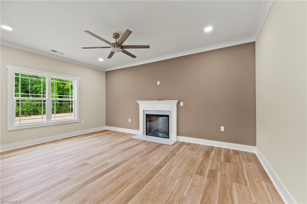 223 Timber Hill Rural Hall, NC 27045 - Photo 6 of 36 Living Room