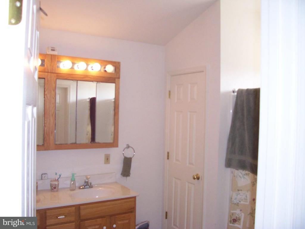 143 Village Square Drive Marietta, PA 17547 - Photo 10 of 25 Gallery Image 10
