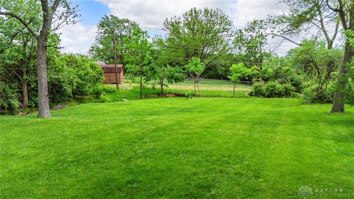 7630 Mad River Road Dayton, OH 45459 - Photo 5 of 24