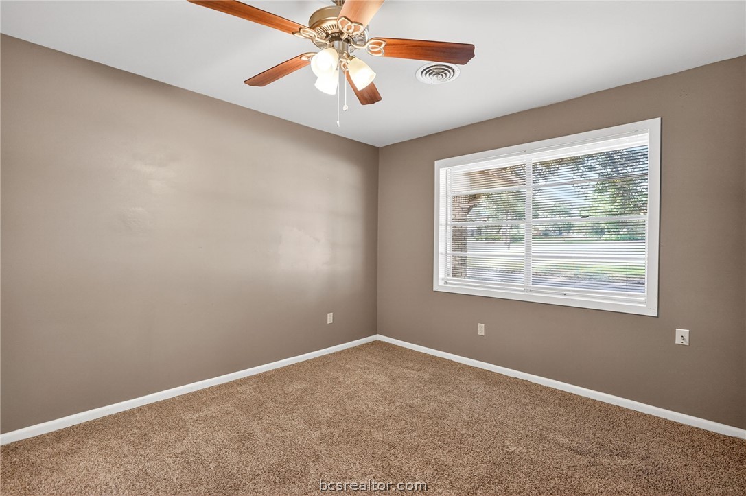 3501 Cavitt Avenue Bryan, TX 77801 - Photo 22 of 40