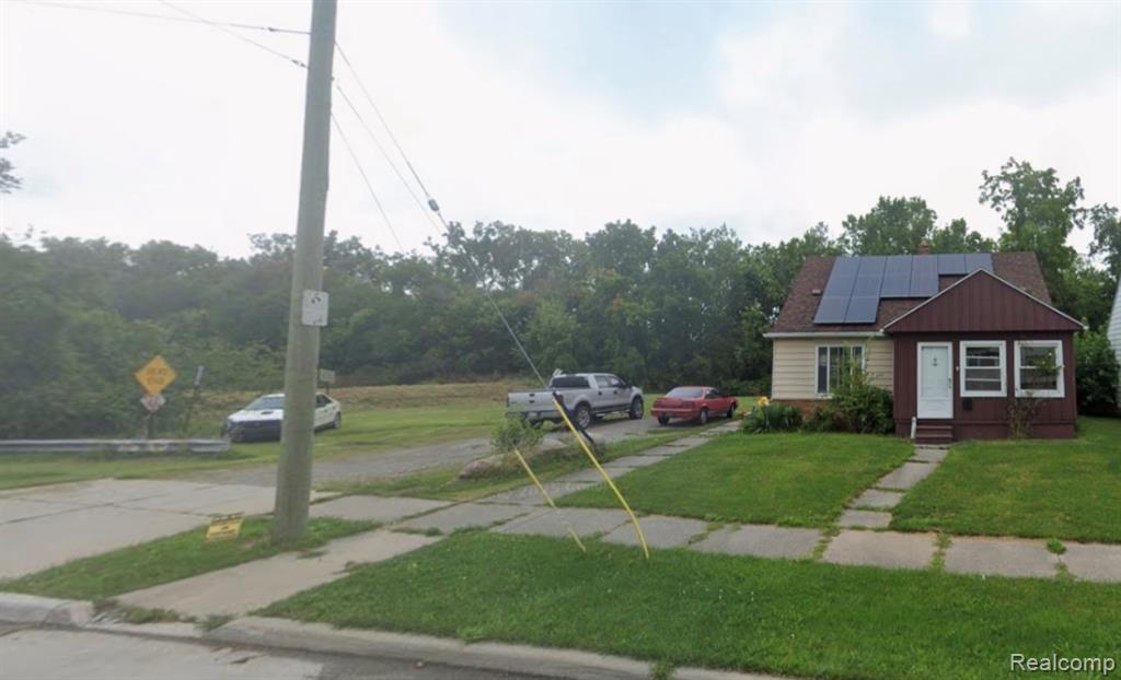 2190 Goddard Road Lincoln Park, MI 48146 - Photo 1 of 10