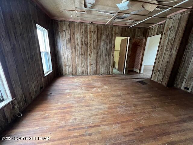 114 North Higgins Avenue Sayre, PA 18840 - Photo 16 of 21 a view of empty room with wooden floor and fan