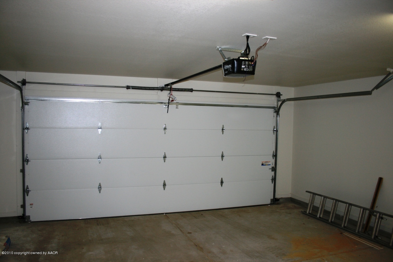 5804 South Rusk Street Amarillo, TX 79118 - Photo 15 of 18 a view of a small space