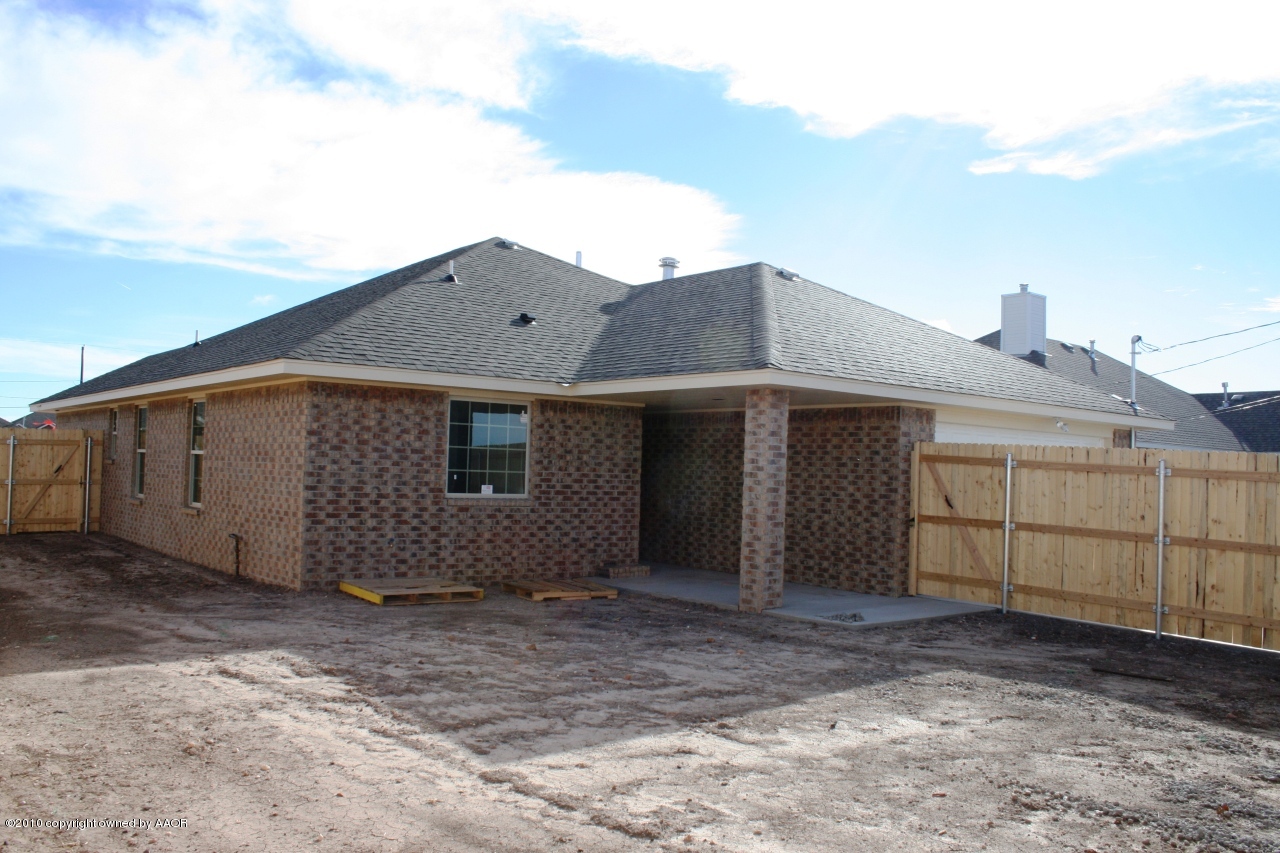 5804 South Rusk Street Amarillo, TX 79118 - Photo 18 of 18 a view of a house with a garage