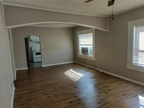 $1,175 | 426 E Street, Lake Wales, FL 33853